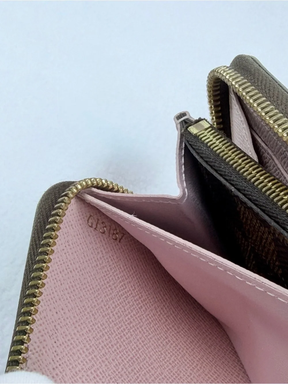 Authentic LOUIS VUITTON Damier Ebène Zip-Around Ballerine Pink Interior
